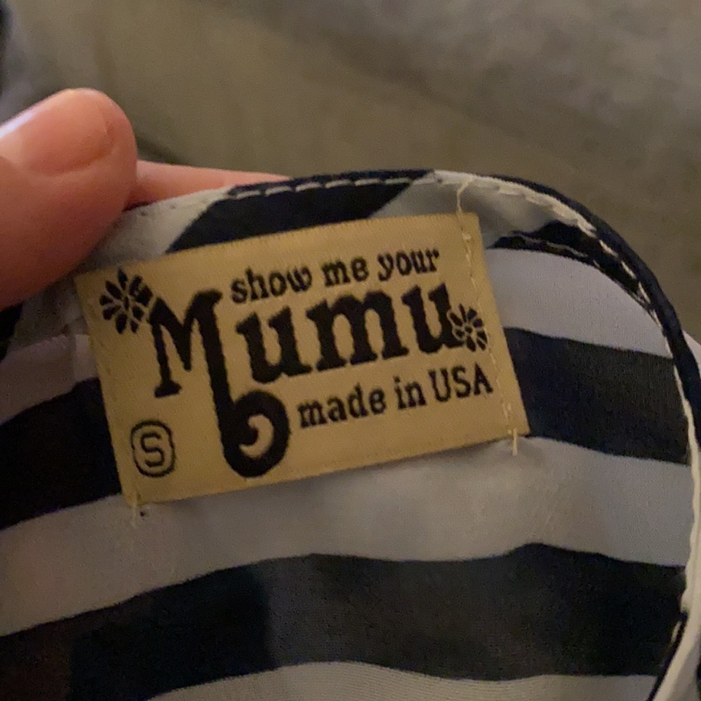 Show me your mumu sleeveless top size small - Picture 3 of 4